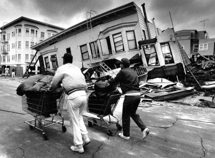 http://www.sfchronicle.com/thetake/article/Loma-Prieta-quake-at-28-Long-forgotten-photos-12281981.php